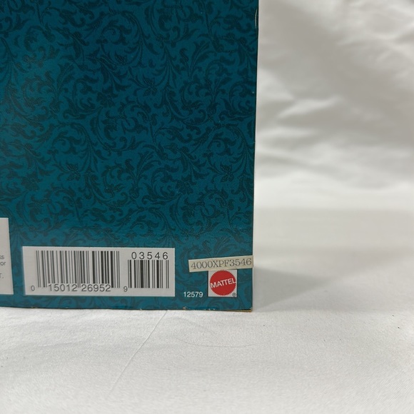 Victorian Elegance Barbie - Picture 10 of 11